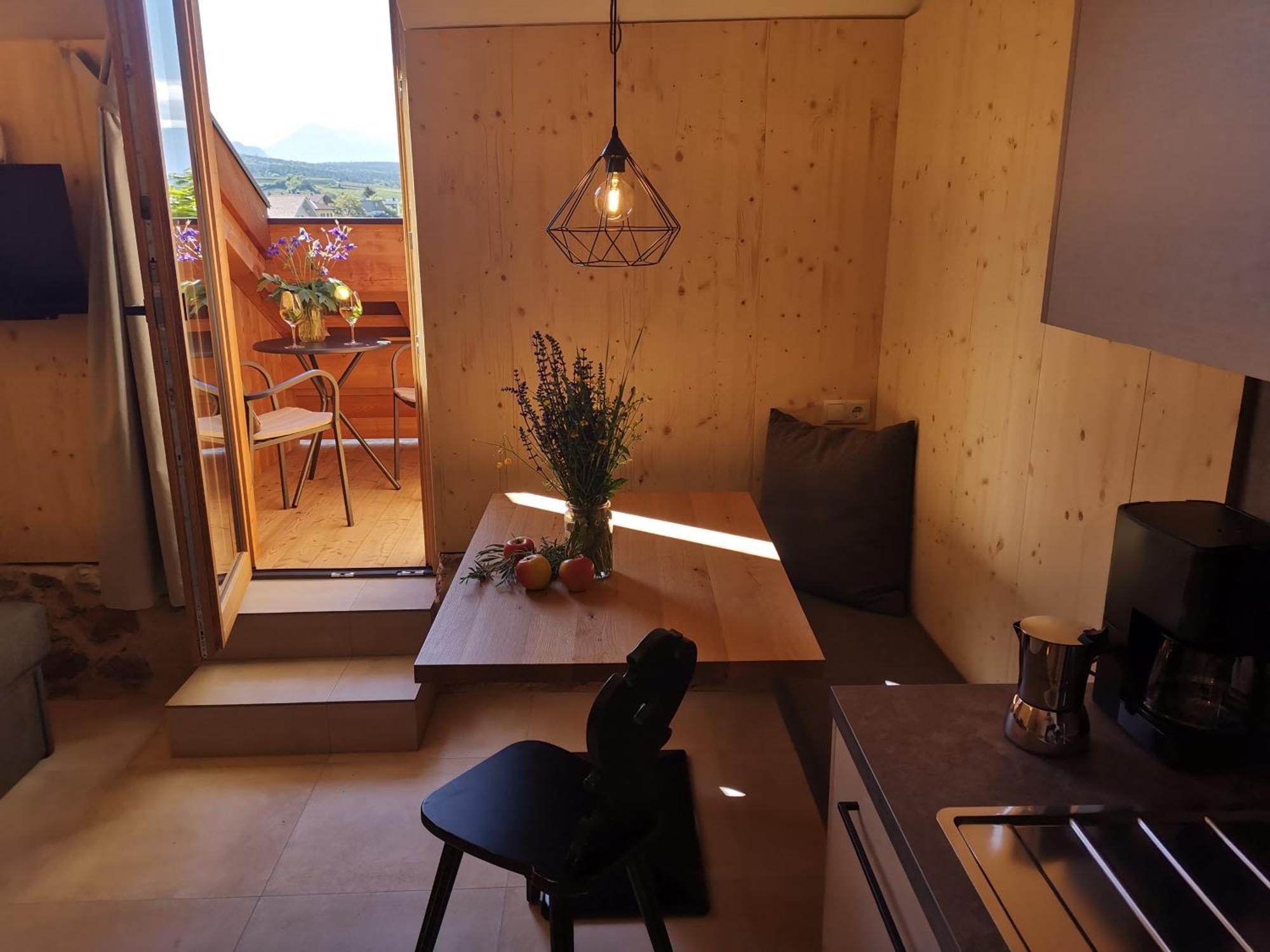 Ansitz Grustdorf Appartement Eppan an der Weinstraße Buitenkant foto